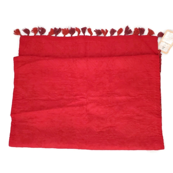 Aarong Hand Embroidered Silk Large Lined Scarf Shawl NWT Art to Wear - Picture 5 of 9